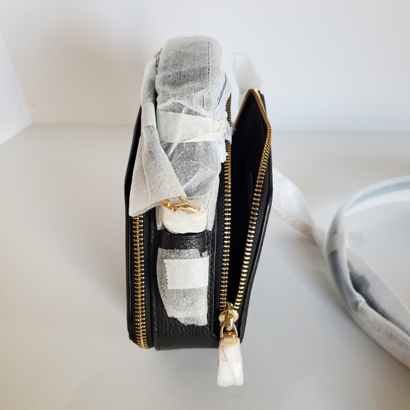 COACH | Hexagonal Crossbody Purse - Picture 12 of 16